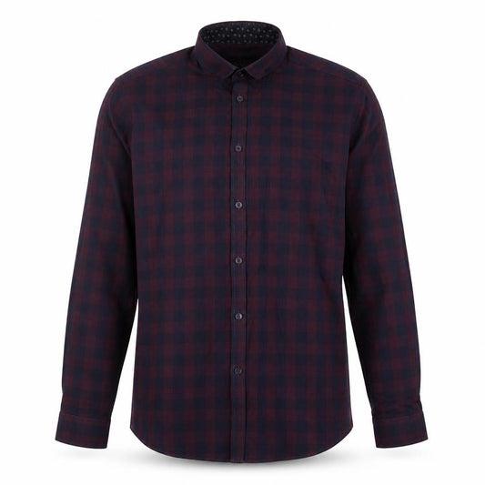 Front view of Taylor & Wright men’s multicoloured plaid cotton button-up, size 15.5 collared