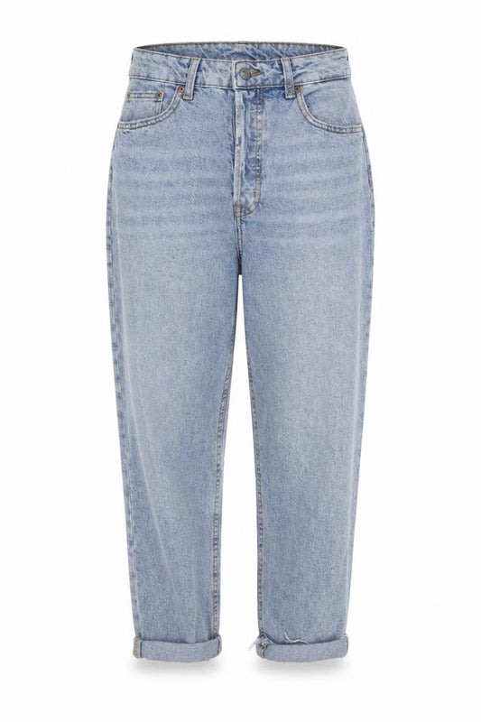 Front view of H&M women’s blue cotton boyfriend jeans, size UK 42, 25-inch leg regular