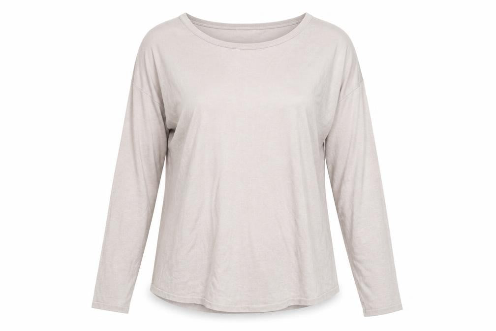 Front view of H&M women’s pink round neck acrylic jumper, size M