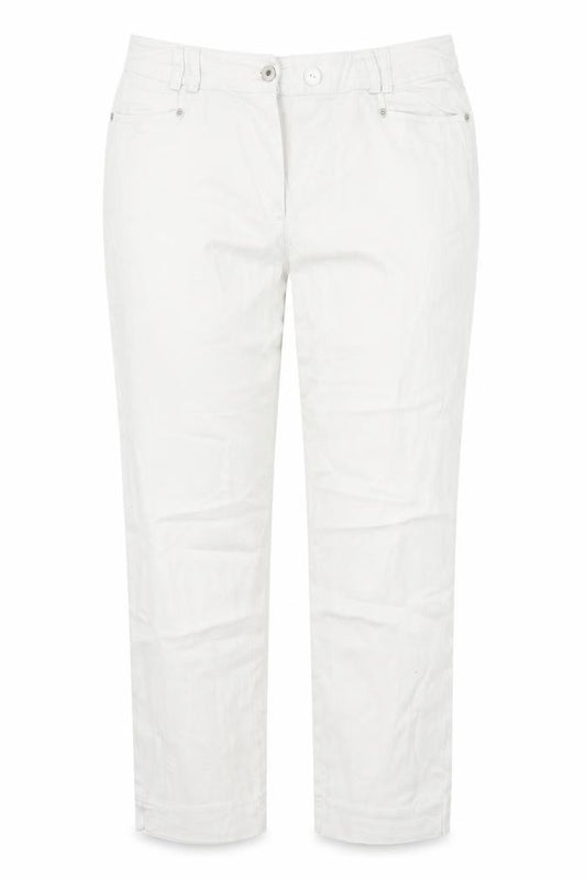 Front view of Casual women’s white cotton cropped jeans, size UK 34, in, 21-inch leg regular button