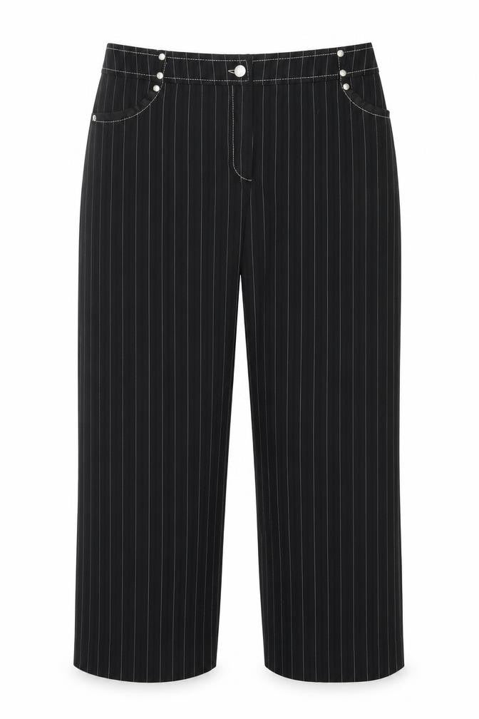 Front view of zucchero women’s black polyester capri trousers, size UK 14, 29-inch leg regular