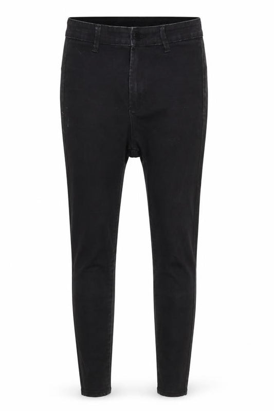 Front view of Denim and Co women’s black cotton mom jeans, size UK 8, 25-inch leg regular button