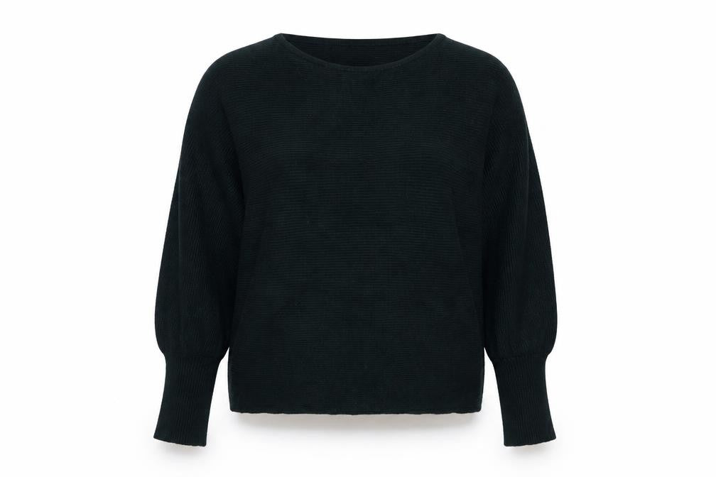 Front view of Primark women’s green round neck acrylic jumper, size M