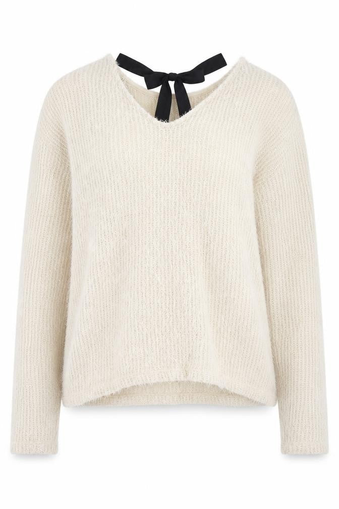 Front view of Vero Moda women’s ivory v-neck polyester jumper, size L