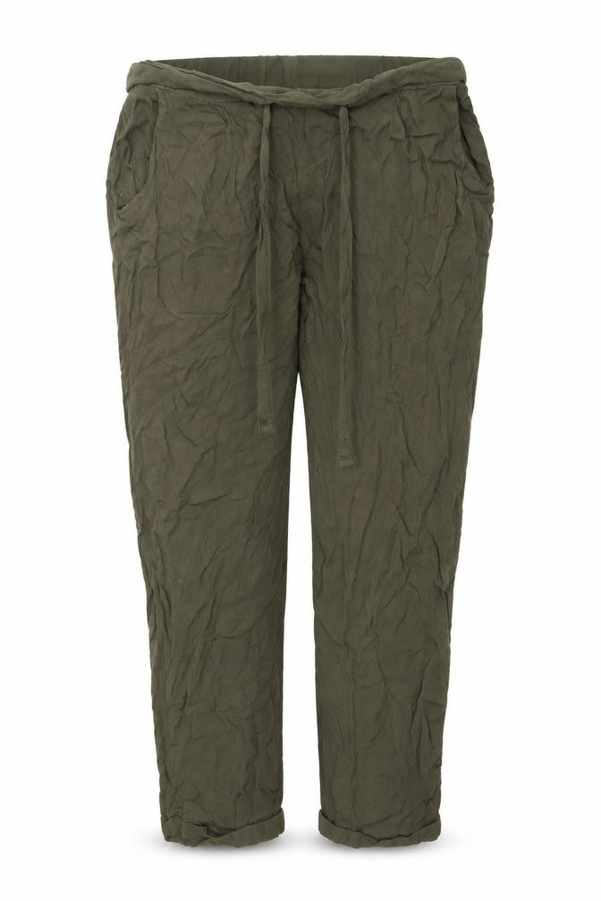Front view of Atmosphere women’s green viscose capri trousers, size UK 10, 23-inch leg regular
