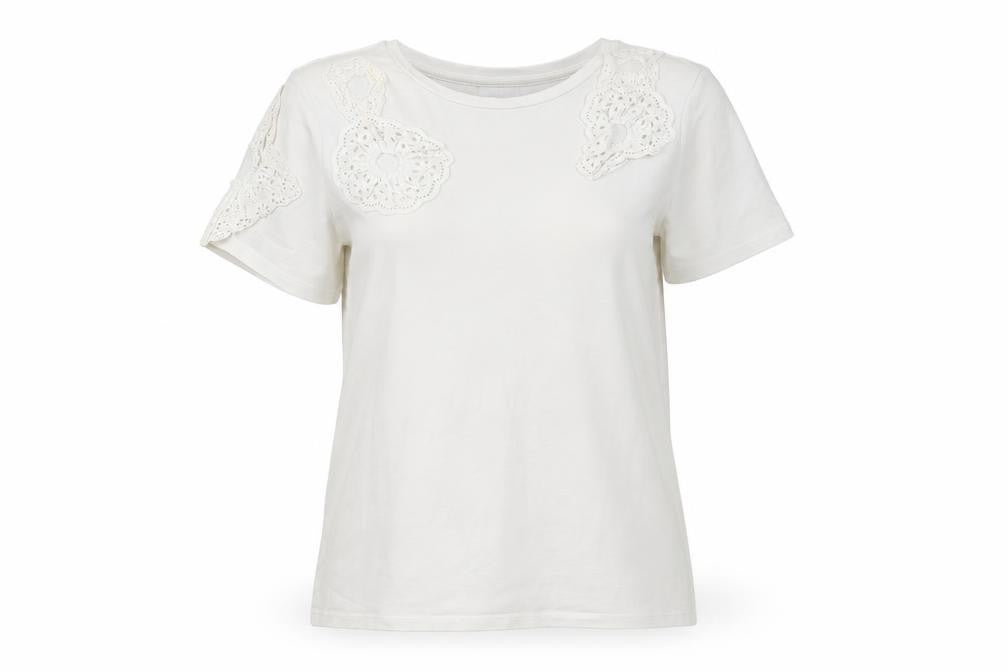 Front view of Savida women’s white cotton basic t-shirt, size S, round neck