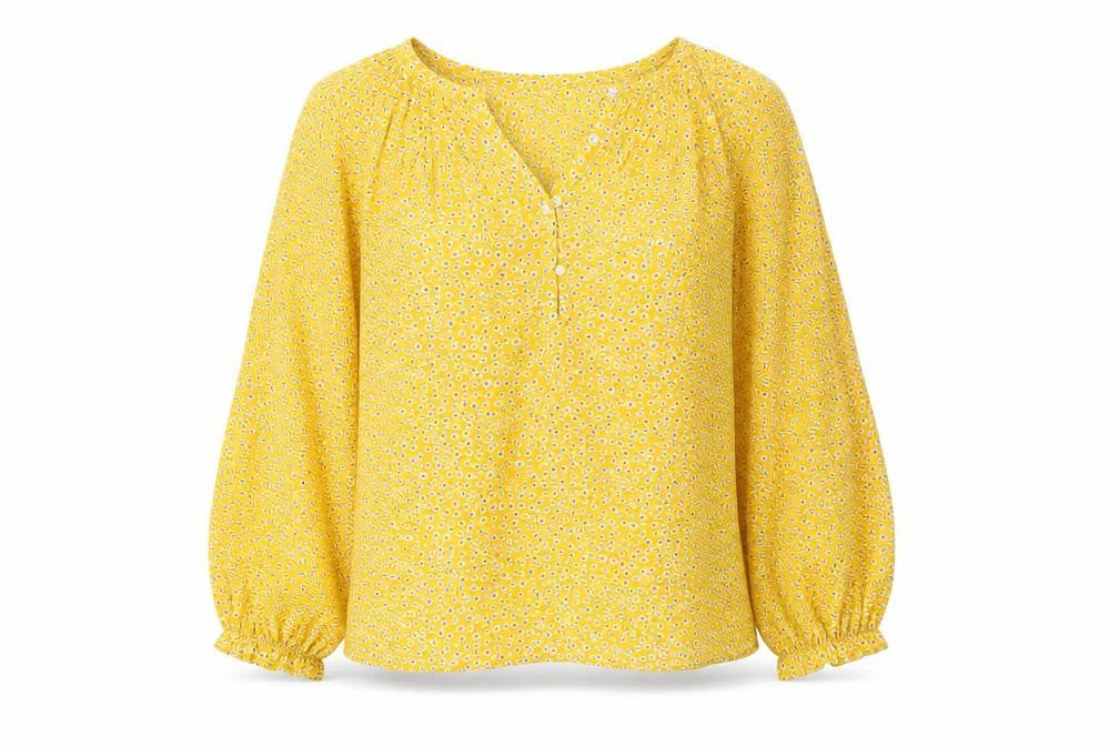 Front view of Gap women’s yellow floral modacrylic basic blouse, size XS, v-neck