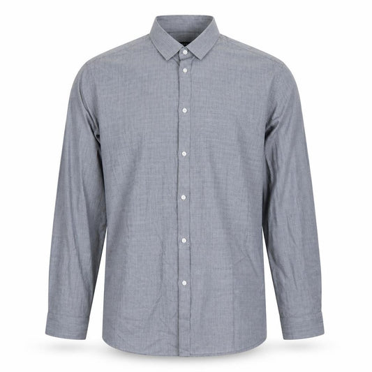 Front view of Taylor & Wright men’s blue cotton button-up, size 17, collared button