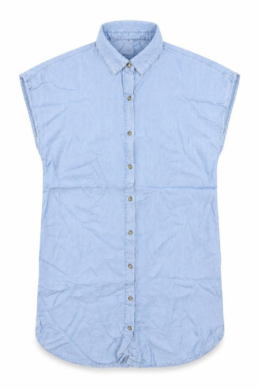 Front view of Forever 21 women’s blue lyocell basic button-up, size S, collared