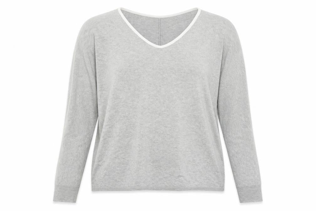 Front view of Gap women’s grey round neck cotton jumper, size L