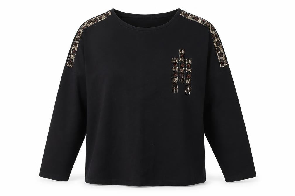 Front view of Klass women’s black polyester pullover sweatshirt, size XL
