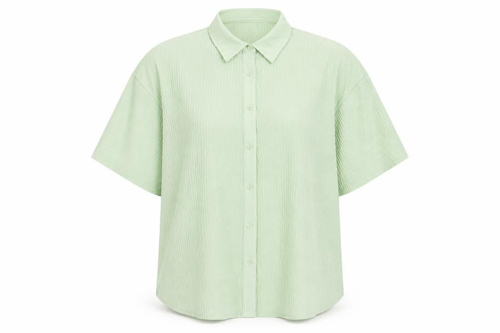 Front view of SHEIN women’s green polyester basic button-up, size M, collared