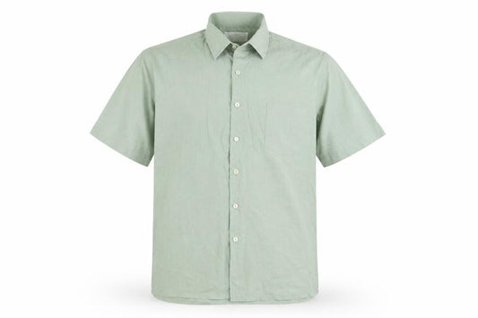 Front view of Keynote men’s green polyester button-up, size 16.5 collared button