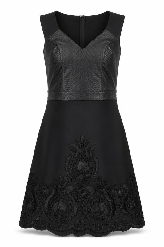 Front view of Weraberto women’s black geometric polyester a-line, size S, round neck zip - snake print