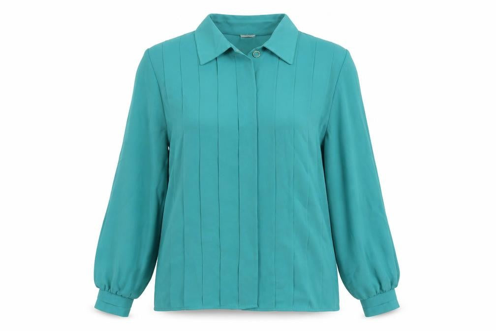 Front view of Elsie women’s green polyester basic button-up, size M, collared