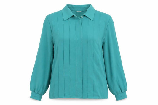 Front view of Elsie women’s green polyester basic button-up, size M, collared