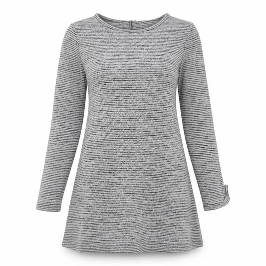 Front view of Gap women’s grey polyester a-line, size M, round neck pullover