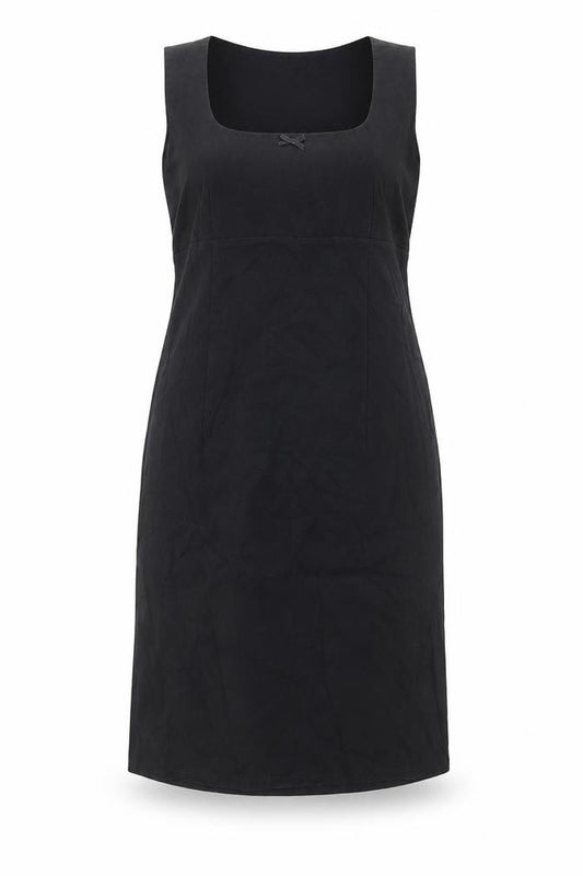 Front view of New Look women’s black viscose a-line, size UK 14, square neck pullover