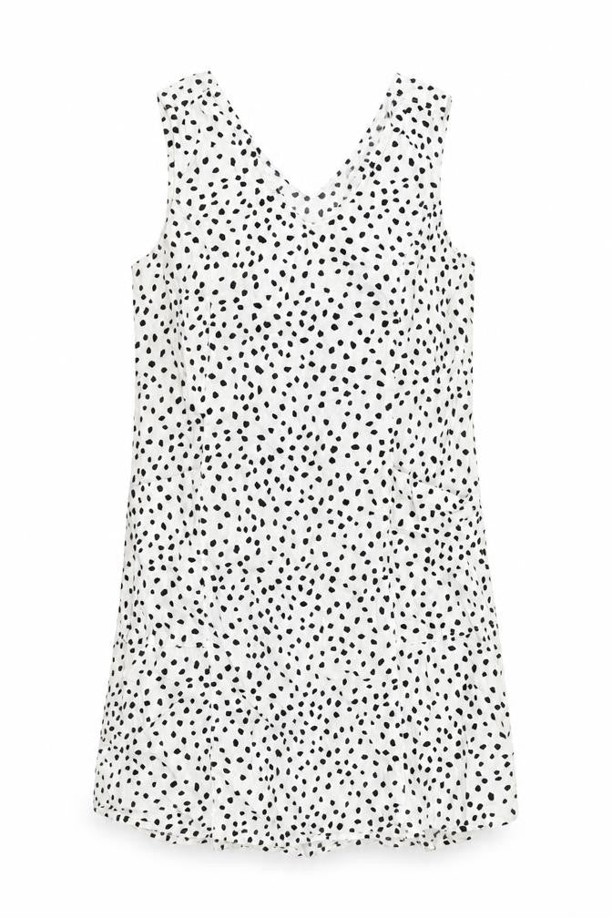 Front view of F&F women’s white geometric cotton shift, size UK 10, v-neck pullover