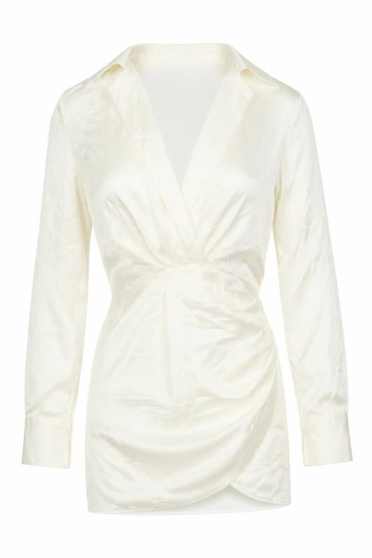 Front view of Zara women’s white polyester mini, size M, v-neck zip