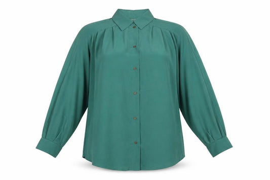 Front view of The J on D Collection women’s green polyester basic button-up, size UK 14, collared