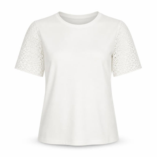 Front view of New Look women’s white polyester basic blouse, size UK 8, round neck
