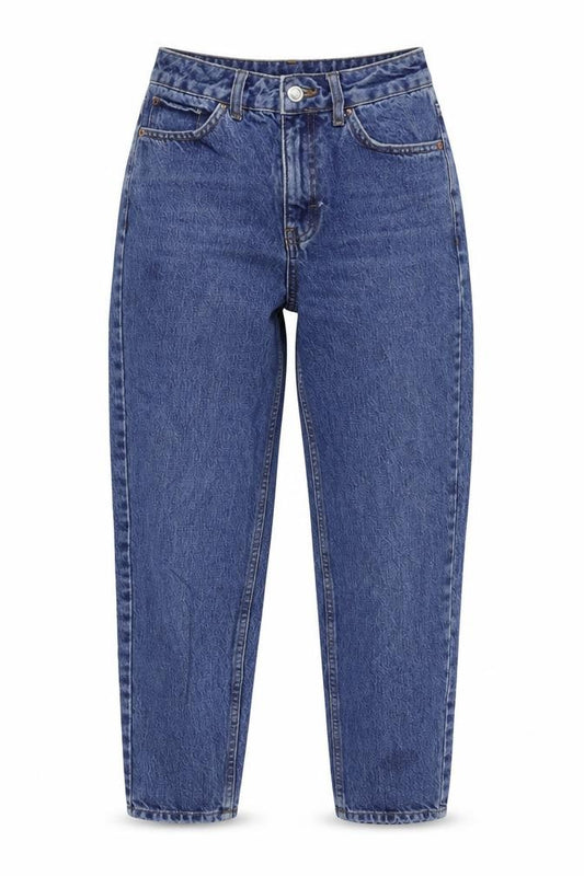 Front view of Topshop women’s blue cotton mom jeans, size UK 25, in, 30-inch leg regular zip