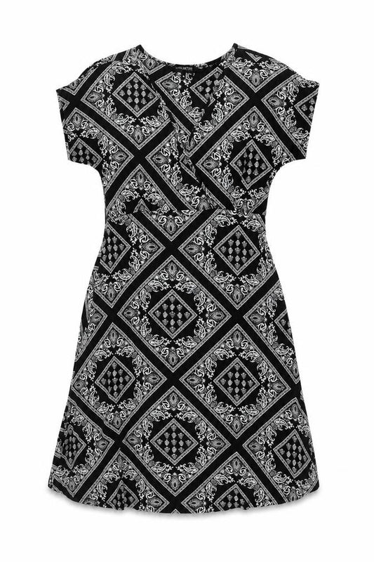 Front view of Debenhams women’s black geometric viscose a-line, size UK 12, v-neck pullover