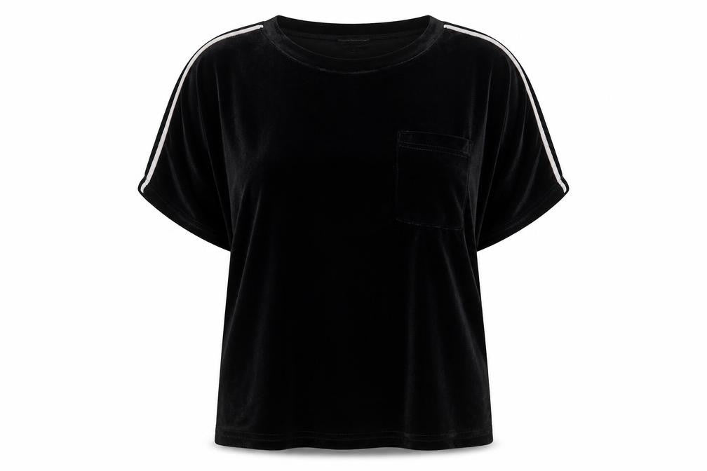 Front view of PRETTYLITTLETHING women’s black cotton basic t-shirt, size M, round neck - stripe detail