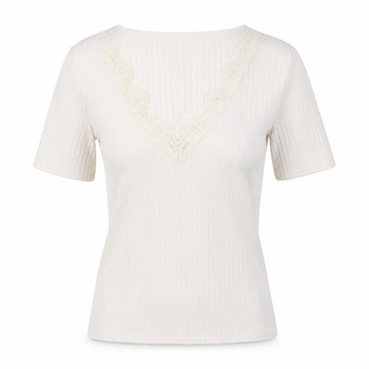 Front view of Boohoo women’s white polyester basic polo, size UK 8, v-neck