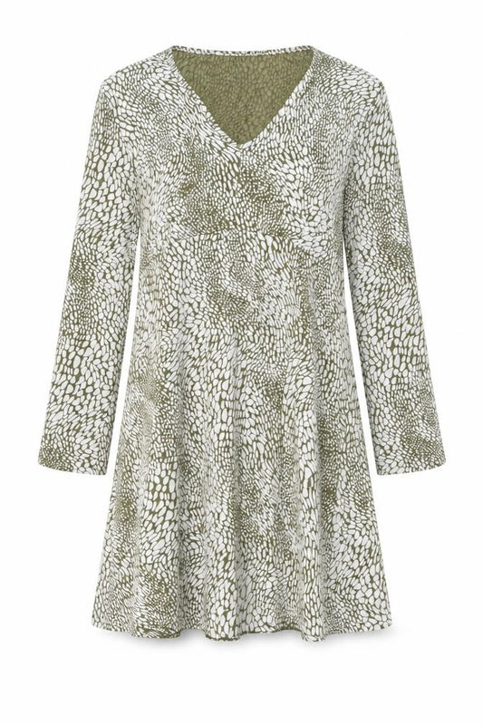 Front view of Missguided women’s green geometric polyester a-line, size UK 12, v-neck pullover