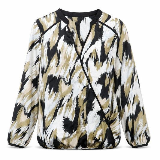 Front view of Wallis women’s multicoloured geometric polyester basic blouse, size S, v-neck