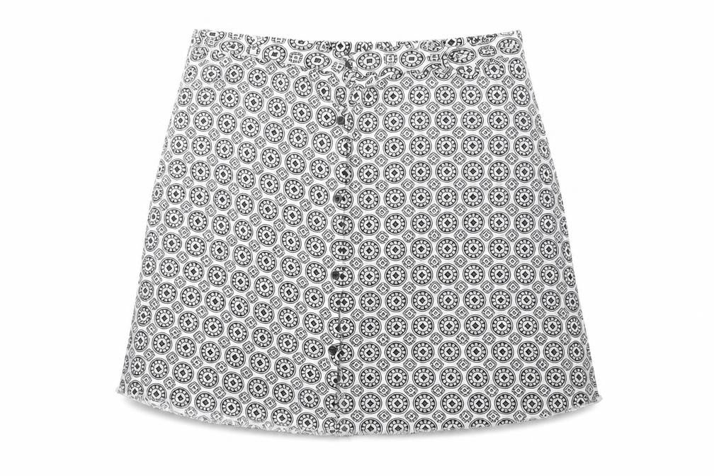 Front view of Atmosphere women’s white geometric viscose mini skirt, size UK 8, button