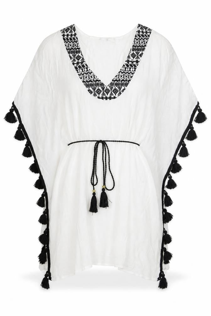Front view of Papaya women’s white geometric viscose basic blouse, size S, scoop neck