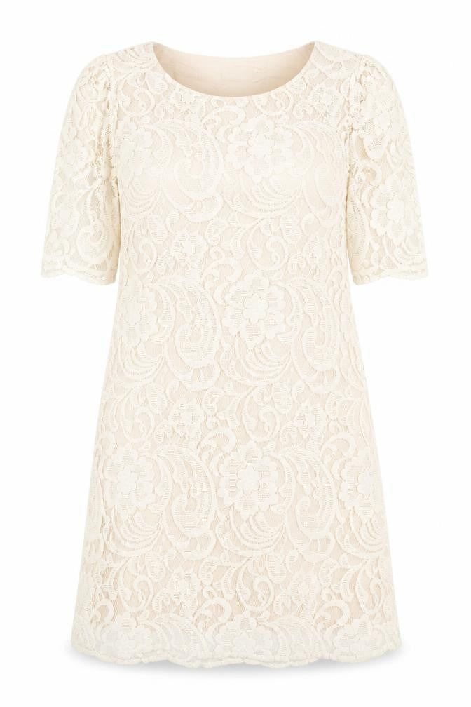 Front view of Miss Patina women’s white floral cotton shift, size M, scoop neck pullover