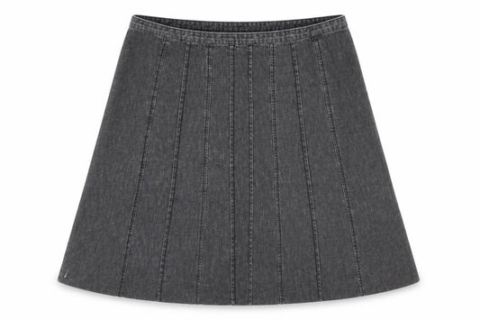 Front view of BHS women’s grey cotton pleated skirt, size UK 39, in zip