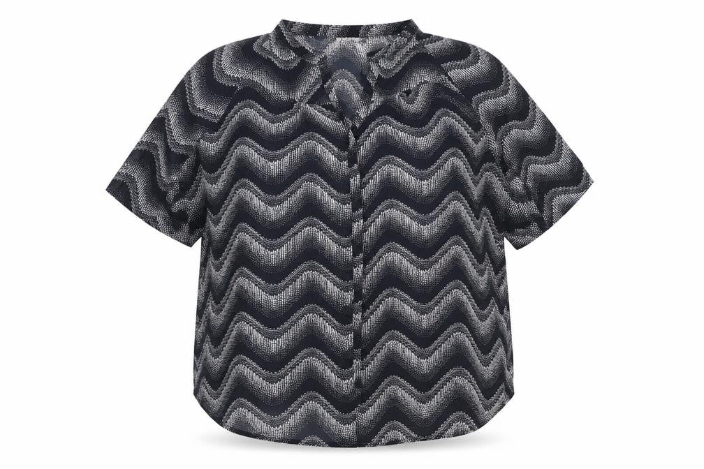 Front view of Arista women’s blue geometric polyester basic button-up, size UK 18, v-neck