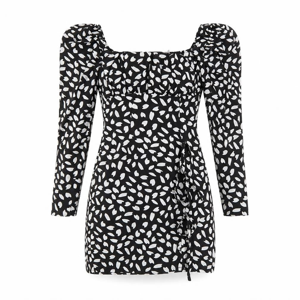 Front view of PRETTYLITTLETHING women’s black geometric polyester bodycon, size UK 8, square neck pullover