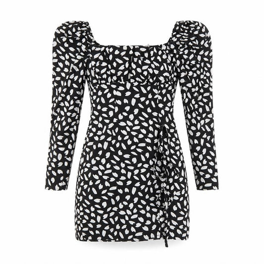 Front view of PRETTYLITTLETHING women’s black geometric polyester bodycon, size UK 8, square neck pullover