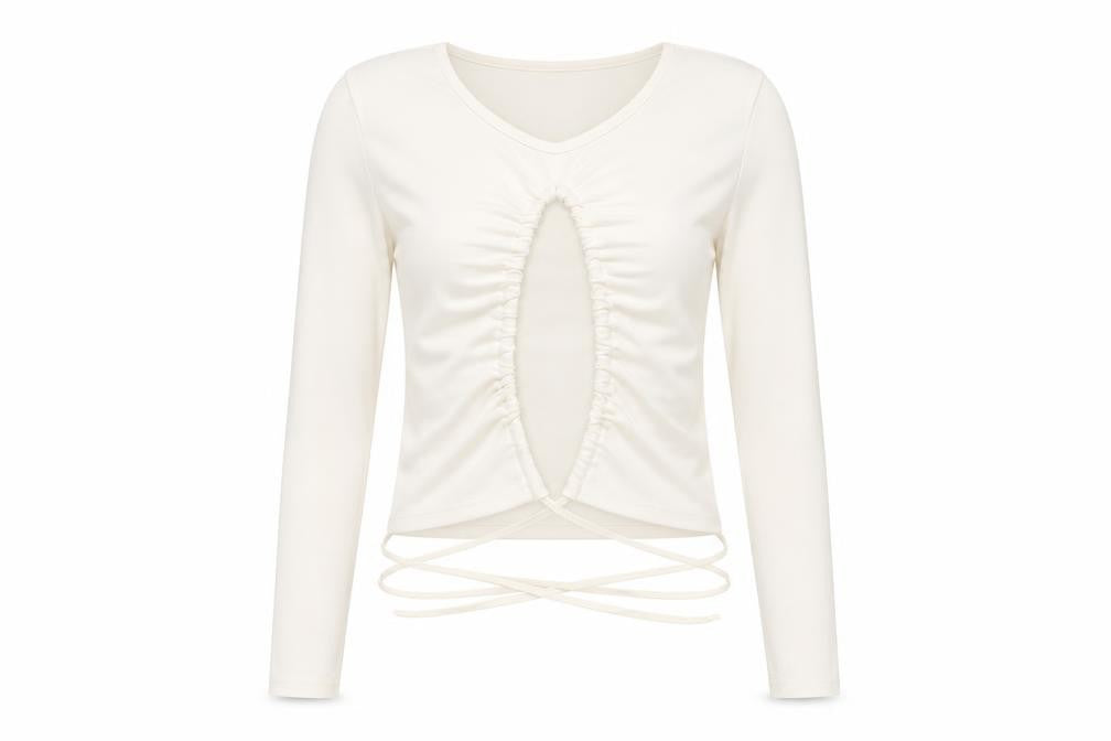 Front view of Preworn women’s ivory polyester basic t-shirt, size UK 14, round neck