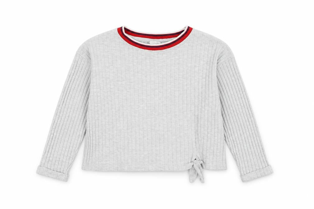 Front view of Zara girls’ grey cotton basic t-shirt, size 10, years round neck pullover