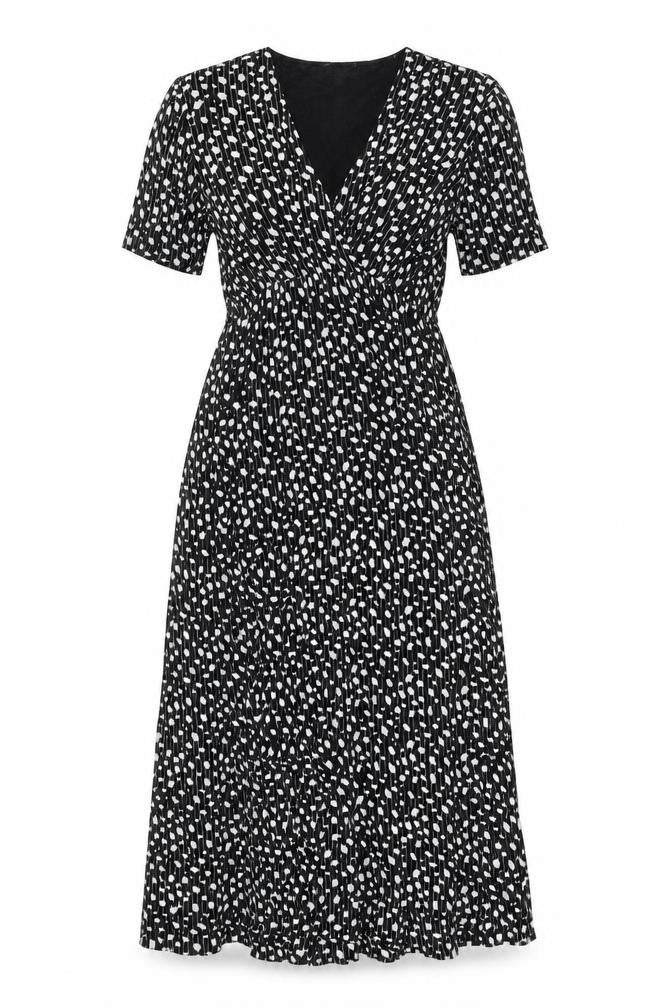 Front view of Goa women’s black geometric polyester fit & flare, size S, v-neck pullover