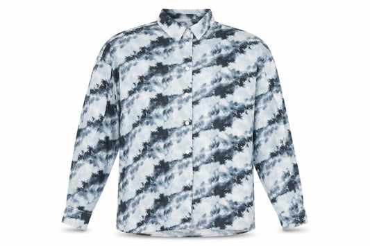 Front view of Boohoo women’s grey geometric polyester basic button-up, size UK 12, v-neck