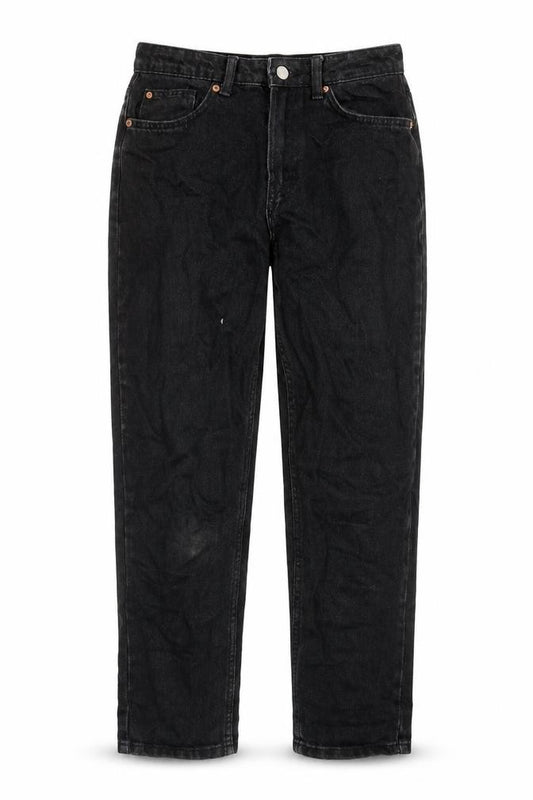 Front view of Denim & Co. women’s black cotton straight jeans, size UK 10, regular zip