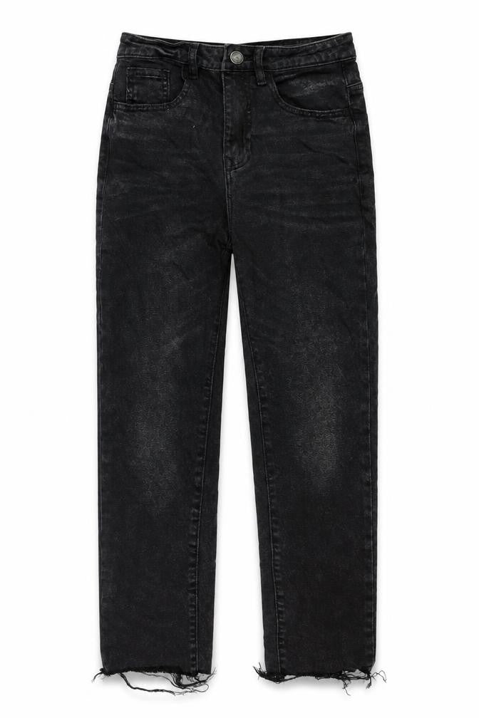 Front view of Stradivarius women’s black cotton straight jeans, size UK 6, regular zip