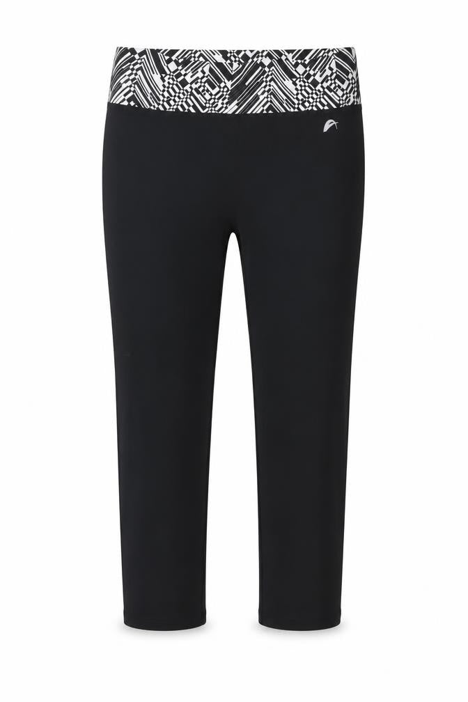 Front view of F&F women’s black polyester compression leggings, size UK 6, 20-inch leg regular pullover