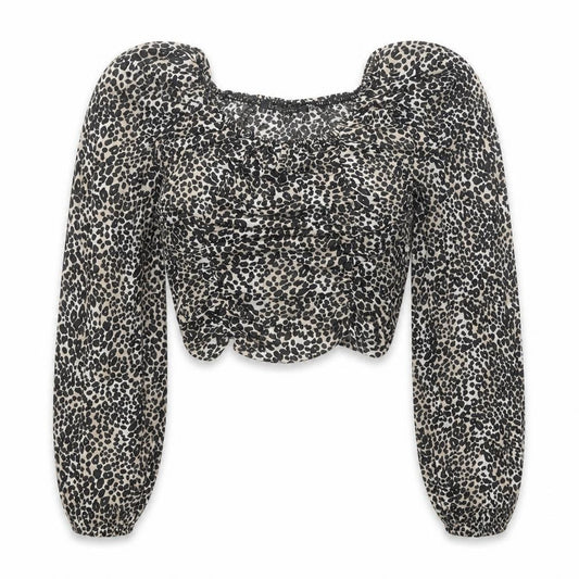 Front view of Boohoo women’s black animal print polyester cropped blouse, size UK 6, round neck - leopard pattern
