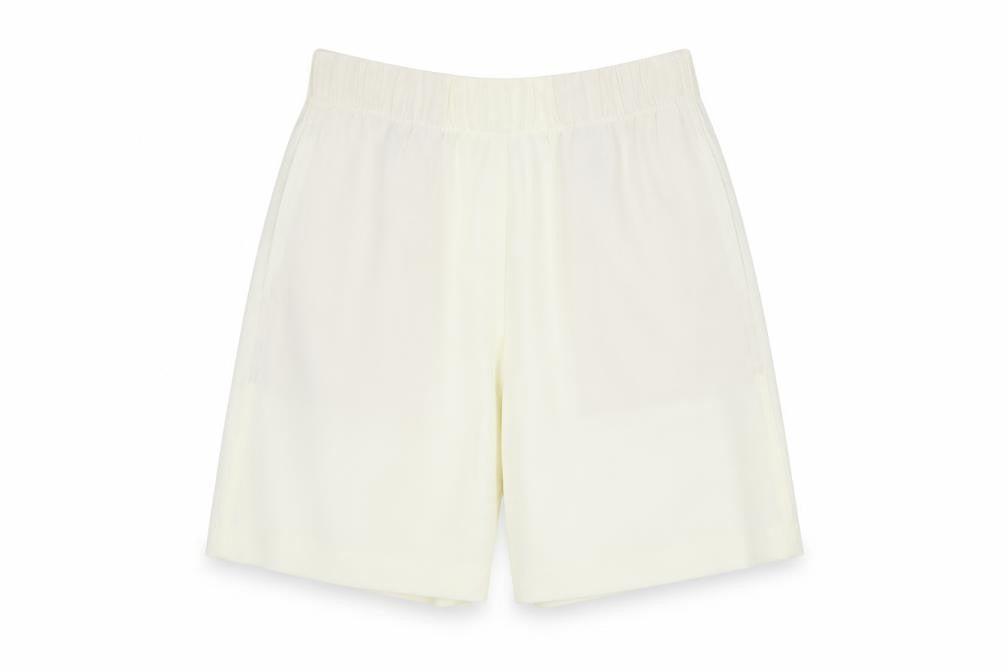 Front view of Marks & Spencer women’s ivory polyester bermuda shorts, size UK 6, 5-inch leg regular pull on