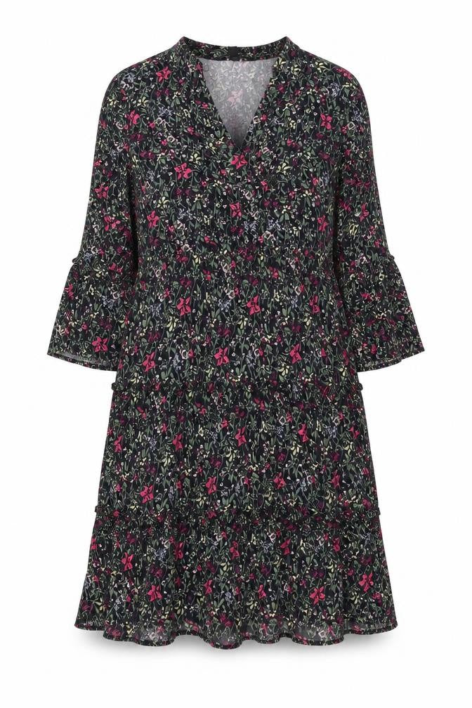 Front view of Vero Moda women’s black floral viscose a-line, size M, v-neck pullover