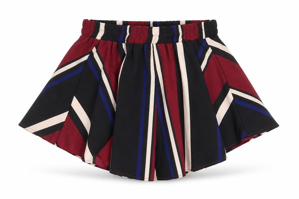 Front view of PRETTYLITTLETHING women’s multicoloured geometric polyester culotte shorts, size UK 8, regular pull on